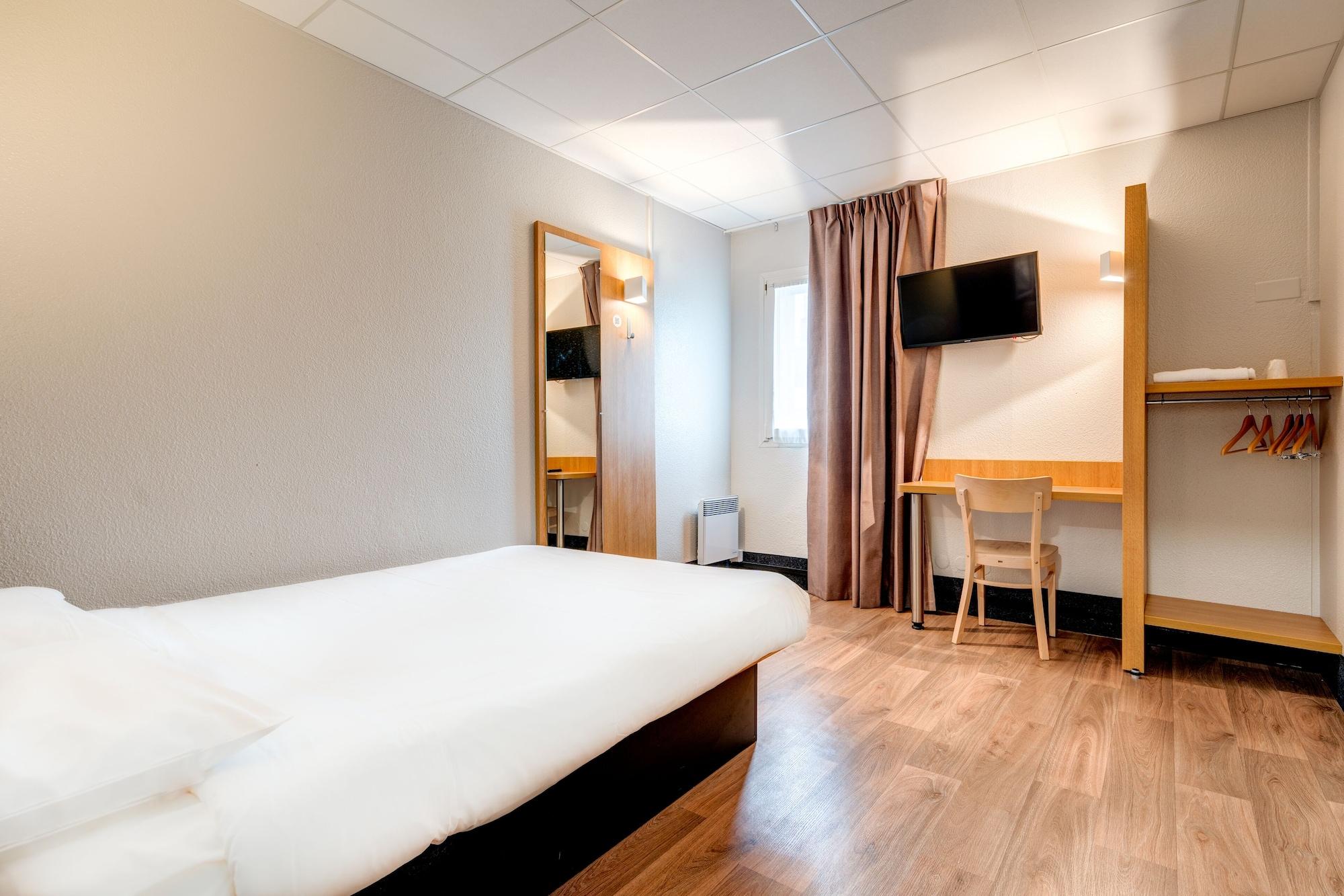 B&B Hotel Orly Rungis Aeroport 2 Etoiles Exterior photo